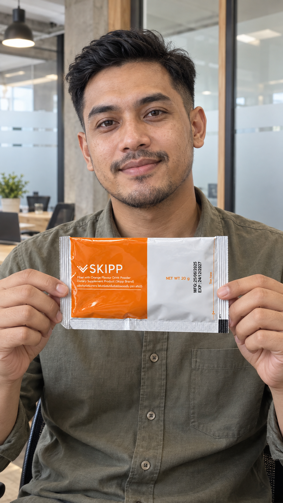 ตัวละครมุสลิมสมมติที่สร้างด้วย AI ถือซอง SKIPP Fiber