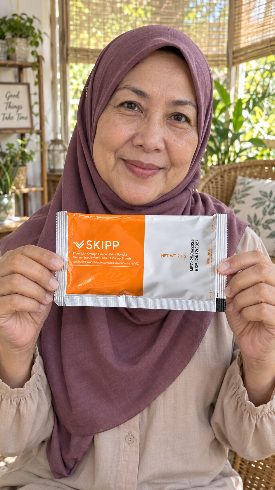 ตัวละครมุสลิมสมมติที่สร้างด้วย AI ถือซอง SKIPP Fiber